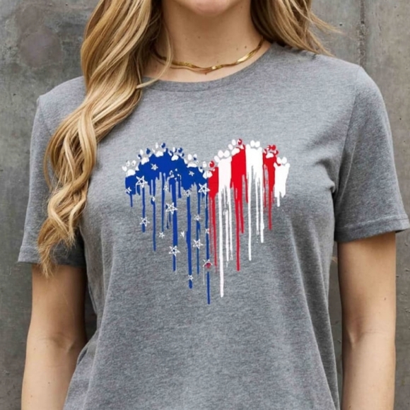 100% Cotton Paw-Print US American Flag Heart Graphic Short-sleeve Tee Shirt - Picture 8 of 8